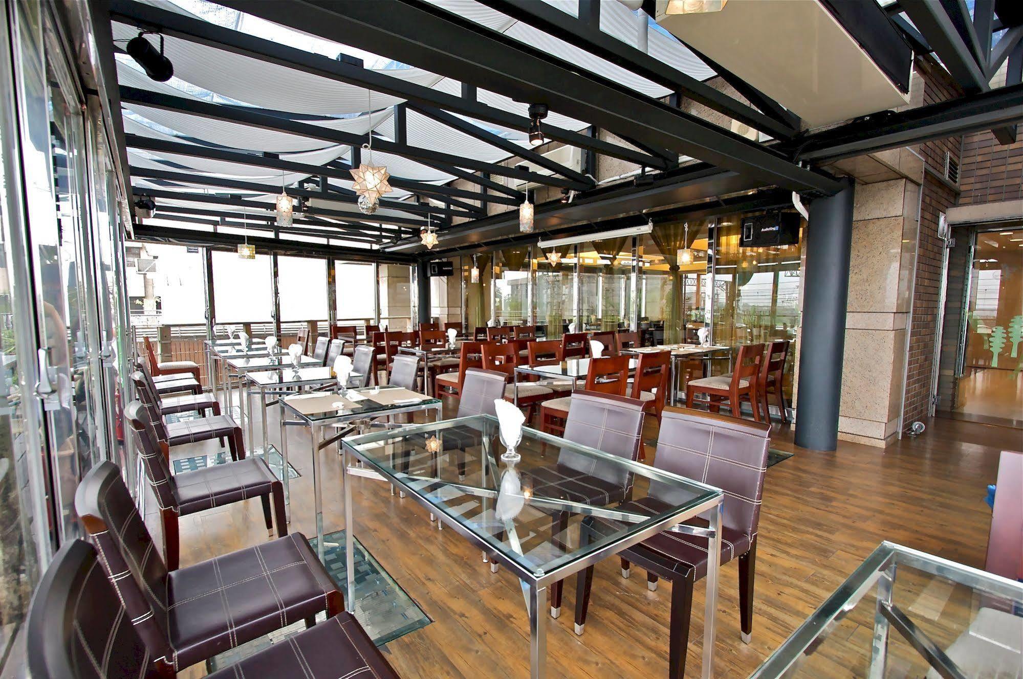 Hotel Les Champs Csiaohszi Kültér fotó